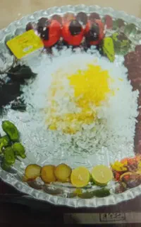 کار در آشپزخانه تهیه غذا
