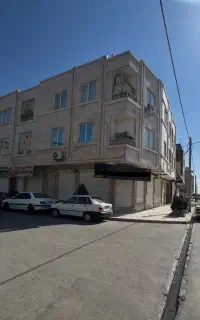 توس ۳۳  شقایق ۱ مغازه ۲۵ متری فروش فوری