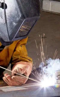 *جوشکاری وآهنگری سیارباقیمت منصفانه حتی یک خالجوش*