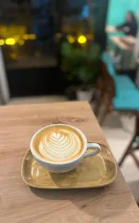 استخدام نیروی کافی‌شاپ
