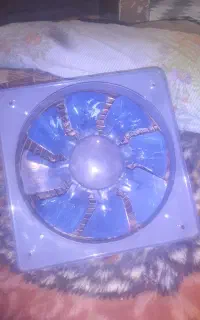 یک دستگاه فن هواکش دودکش