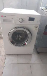 لباسشویی  کورال  در حد نو  بسیار تمیز