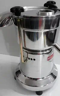 آبمیوه گیری صنعتی در حد نو