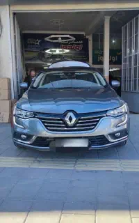 رنو تالیسمان ۲۰۱۷