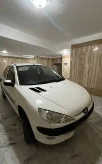 ۲۰۶ اتومات v8