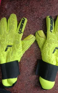 دستکش دروازه بانی آلمانی مدلREUSCH