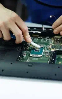 خدمات کامپیوتری حضوری و در محل