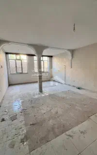 رهن کامل حیاط ۱۵۰ متری زوجین/ پاستور جدید