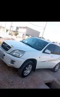 ام وی ام ایکس 33 شاسی بلند مدل92بدون رنگ سفید