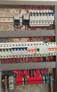 برق کار و تعمیرات برق خانگی