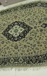 قالیچه بیضی
