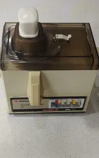 آبمیوه گیری ناسیونال