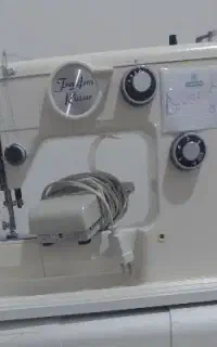 چرخ خیاطی ریکار