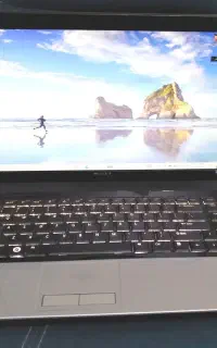 دل core i7 گرافیکدار