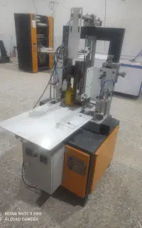 دستگاه جعبه چسبان آسانسوری