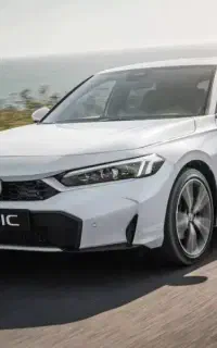 هوندا سیویک ۲۰۲۵ سفید