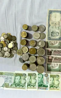 فروش تعدادی سکه جمهوری و اسکناس قدیمی