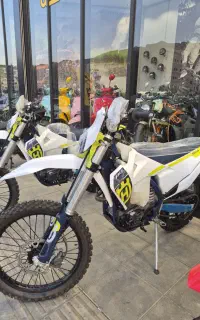 موتورسیکلت هاسکی crf200 فلات/ktm250 /شرکو