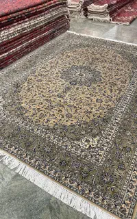 فرش ۹ متری دستبافت کاشان بژ تمام کرک اعلا