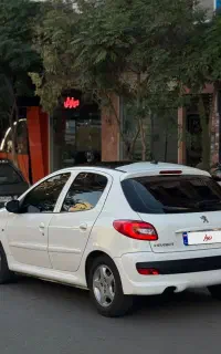 ۲۰۷ مدل ۴۰۲ پانا بی رنگ بی توضیحات زیر قیمت