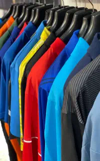 لباس یقه دار