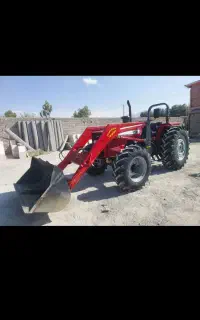 راننده تراکتور بیل لودری