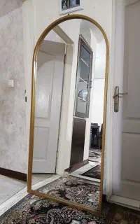 آینه وصندلی آرایشگاه