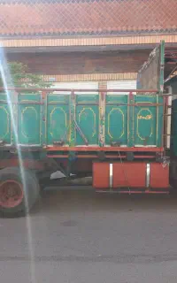خاور ۸۱۳ مدل ۱۹۷۶