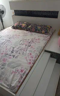 تخت خواب دو نفره