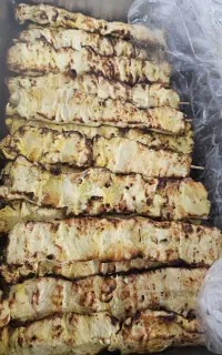 پخت و تهیه غذای ایرانی برای شرکت‌ها، مراسم ، هیت