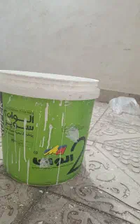 سطل رنگ بزرگ