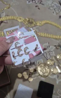 بدلیحات گوشواره گردنبند دسته کلید