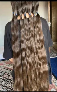خریدار مو طبیعی و طلایی 60سانت به بالاهستم