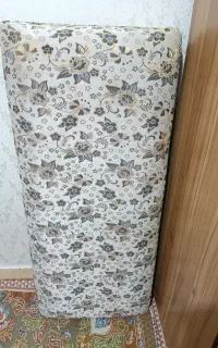 پشتی