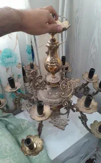 فروش لوستر ۱۲ شاخه برنجی سالم سالم وزن سنگین