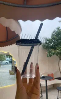 لیوان با سر تخت