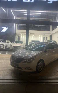 استخدام کارمند خانم یا اقا