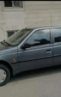 راننده با ماشین