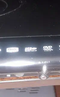 دستگاه DVD و CD خور