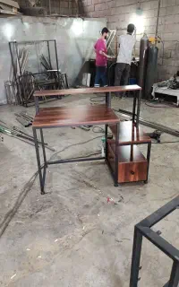میز کامپیوتر