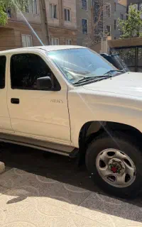 تویوتا هایلوکس تایگر ۲۰۰۱ بی رنگ