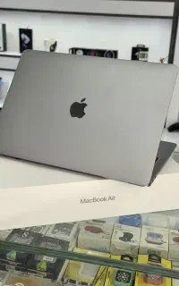 مک بوک ایر m1