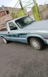 مزدا وانت مدل 86 و پژوپارس مدل 402