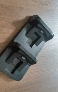 شارژر دو دسته PS4  کاملا سالم و نو
