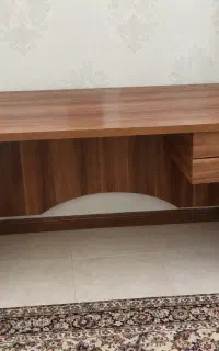 میز کار  و اداری در حد نو