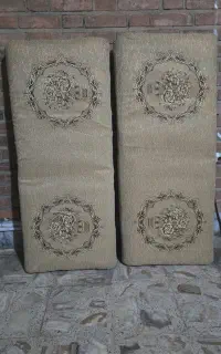 ۲عدد پشتی