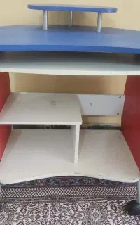 میز کامپیوترولپتاپ