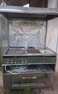 فرساندویچ و پیتزا