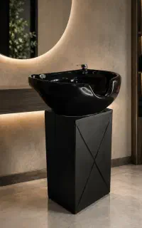 سرشور ایستاده
