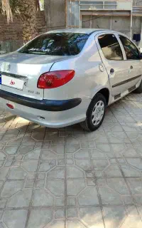 206 اس دی ۸۶ آریان وی ۸ فول